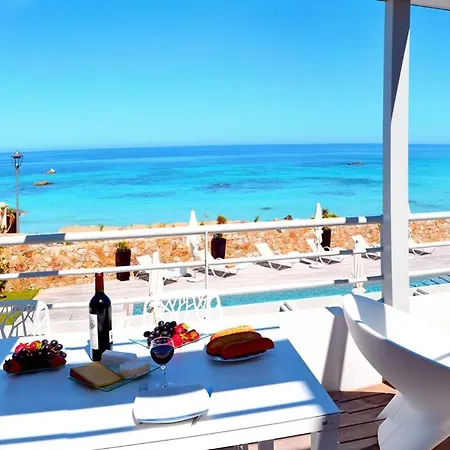 L'ile-rousse Sleeps 4 Pool Air Con Wifi